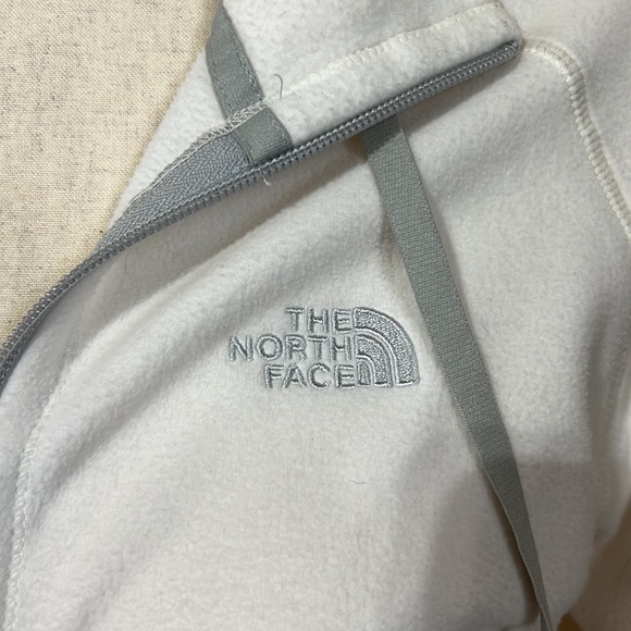 The North Face fleece jacket with hood medium - Picture 2 of 8